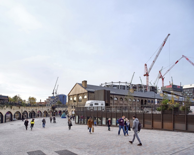 Павильон в квартале «Кингс-Кросс Сентрал»
Предоставлена Bell Phillips Architects zooming