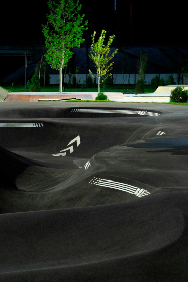 zooming