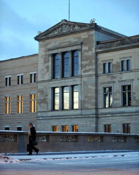 Новый музей - реконструкция. Фото: Janericloebe via Wikimedia Commons. Фото находится в общем доступе zooming