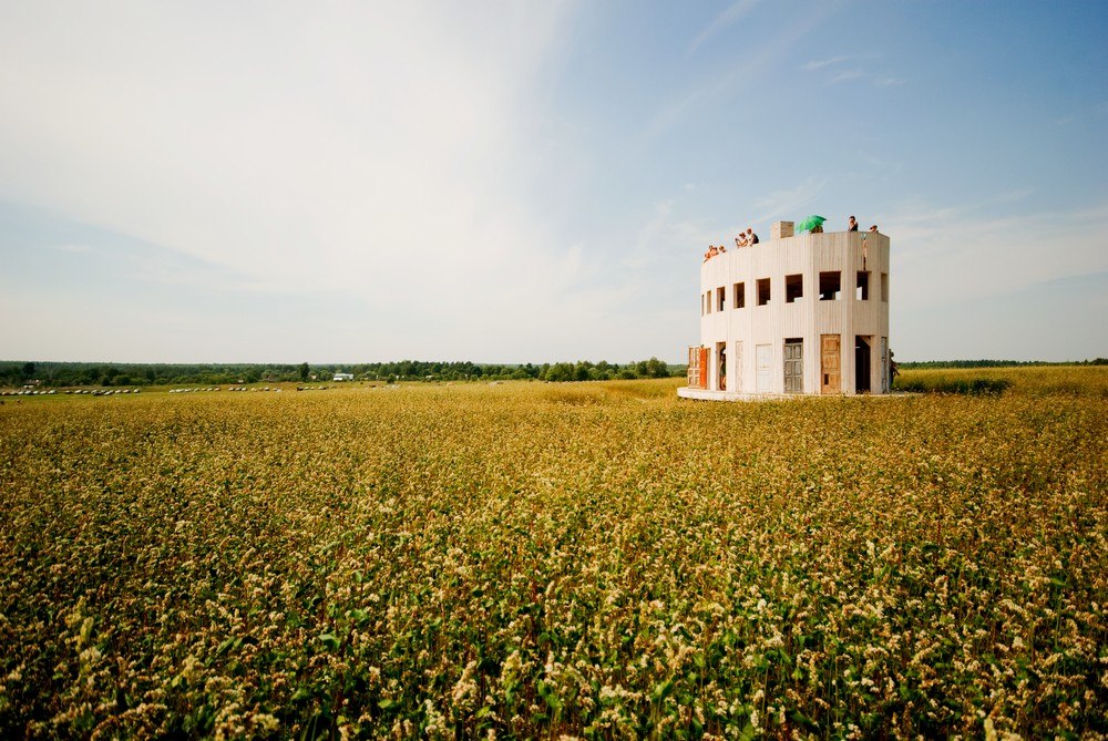 Фотографии с фестиваля Архстояние разных лет
© Предоставлено пресс-службой арт-парка Никола-Ленивец zooming