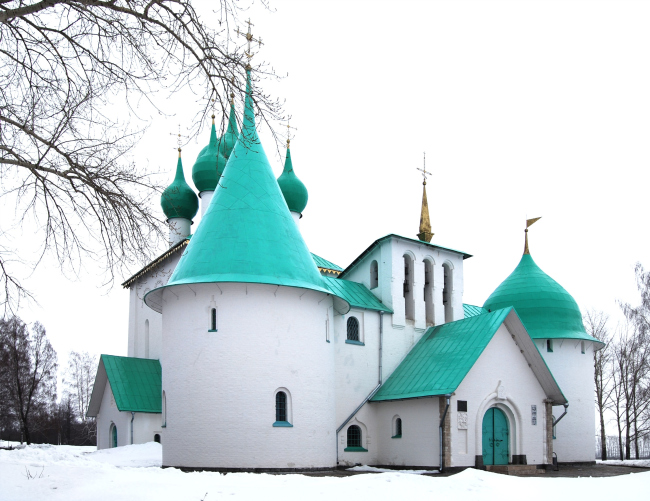 Храм преподобного Сергия Радонежского на Куликовом поле. Фотография Д.В.Кейпен-Вардиц. 2012 г. Мог спасти душу, но построил Мавзолей