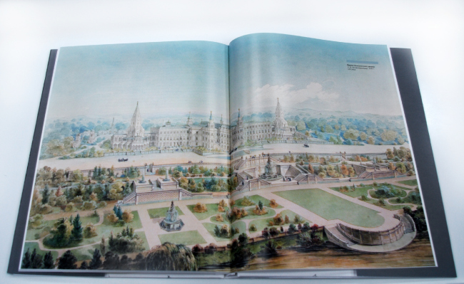 Страницы книги. Фотография Аллы Павликовой Первый шатровый
