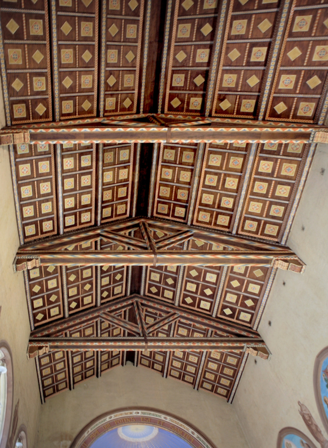 Интерьер верхней церкви в Айн-Кареме. Фотография Л.К. Масиеля Санчеса 