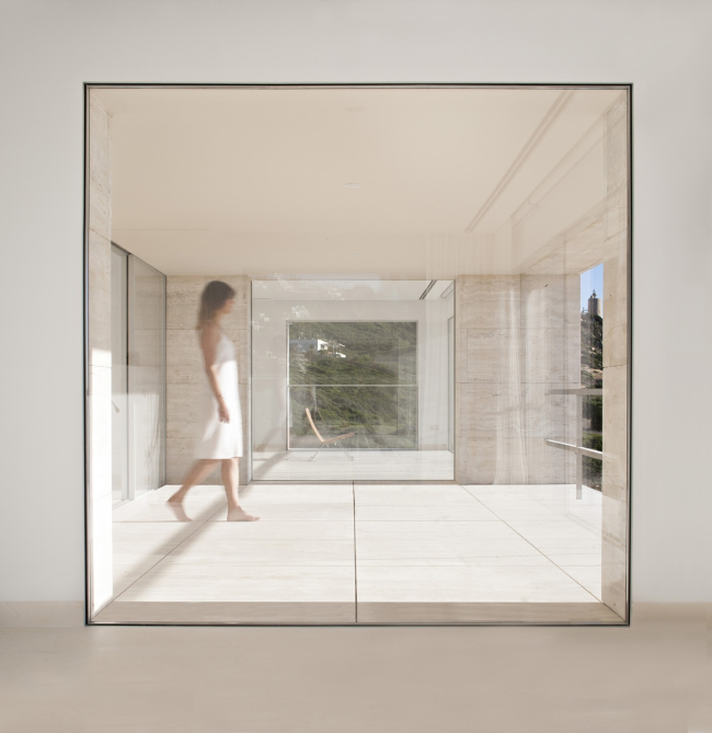 «Дом бесконечности» в Испании. Проект Альберто Кампо-Баэс