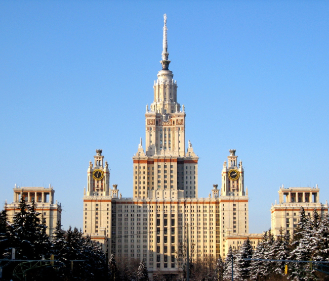 20. Главное здание МГУ, арх. Л. В. Руднев, С. Е. Чернышёв, П. В. Абросимов, А. Ф. Хряков, 1949-53 20. Главное здание МГУ, арх. Л. В. Руднев, С. Е. Чернышёв, П. В. Абросимов, А. Ф. Хряков, 1949-53