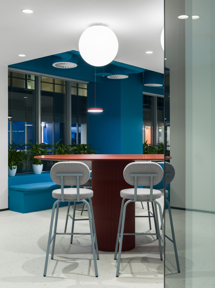 Офис компании Positive Technologies
Фотография © Дмитрий Чебаненко / предоставлена MORS ARCHITECTS zooming