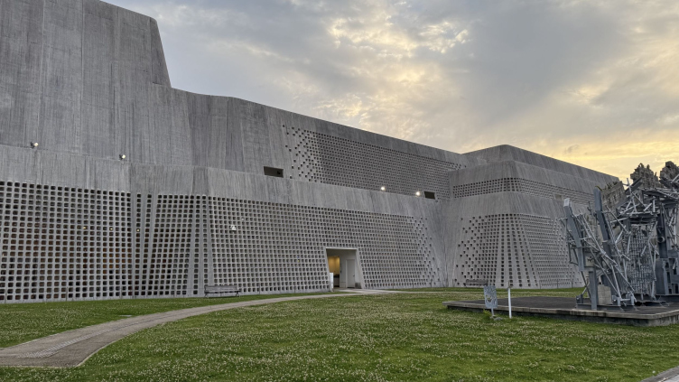 Художественный музей префектуры Окинава в Нахе
Фотография © Анастасия Маркитан zooming