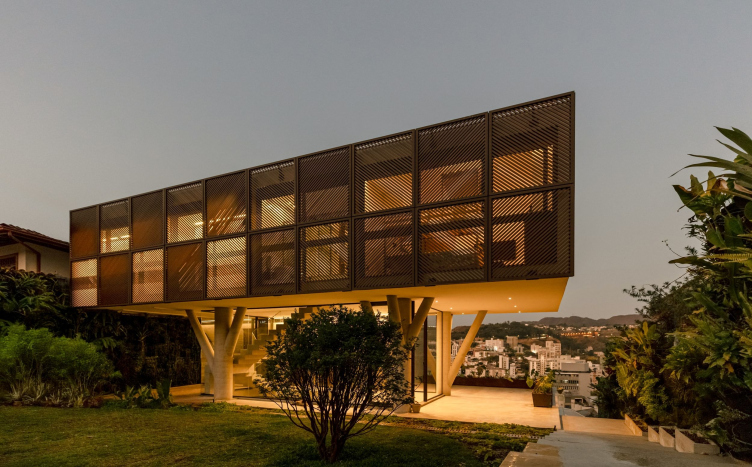 Частный дом Casa Lua в Белу-Оризонти
Фотография © Luisa Lage / предоставлена Tetro Arquitetura zooming