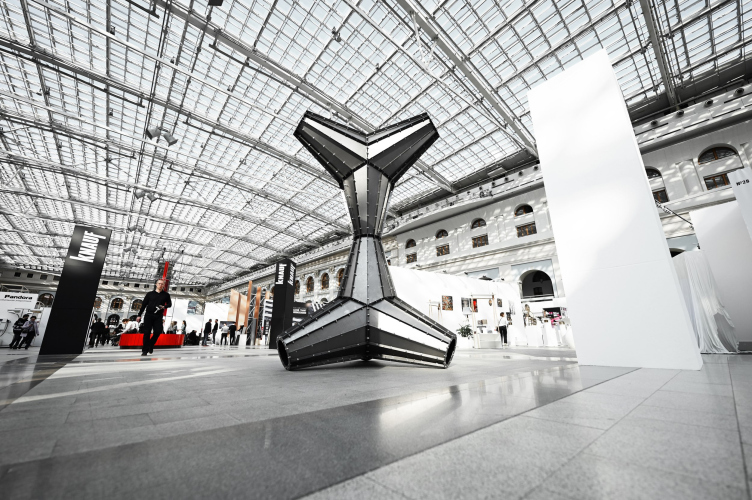 Серия скульптур Петра Виноградова «Тетрапэд»: объект «ХЗ»
Фотография © Петр Виноградов zooming