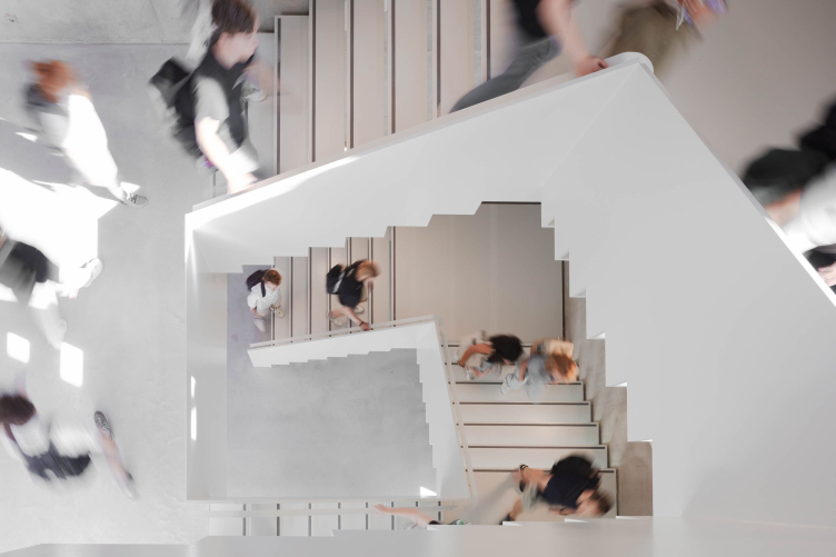 Учебный центр Гронингенского университета
Фото © Sebastian van Damme zooming