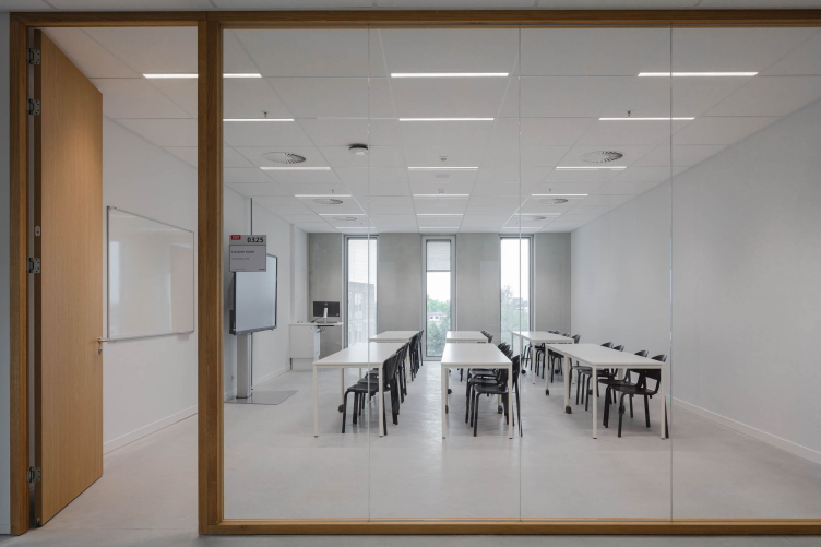 Учебный центр Гронингенского университета
Фото © Sebastian van Damme zooming