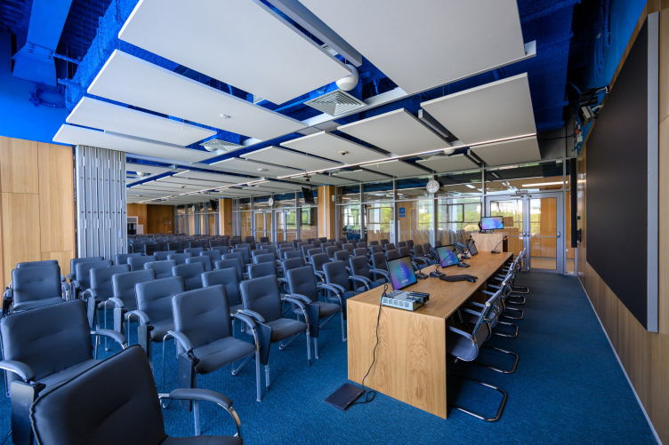 Центр водных видов спорта
Фотография © ООО «ГЭХ ИНЖИНИРИНГ»/предоставлены ПИ АРЕНА zooming