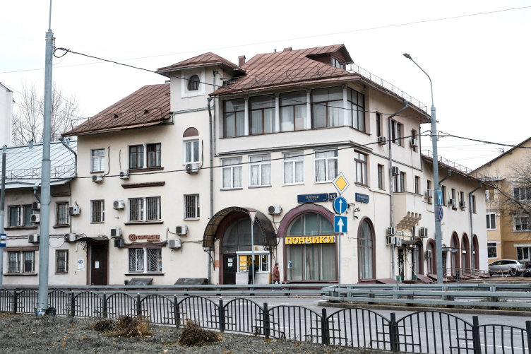 Перово. Здание по адресу Зеленый проспект, дом 13/30
© Фотограф Дарья Селиванова / Сделана специально для проекта zooming