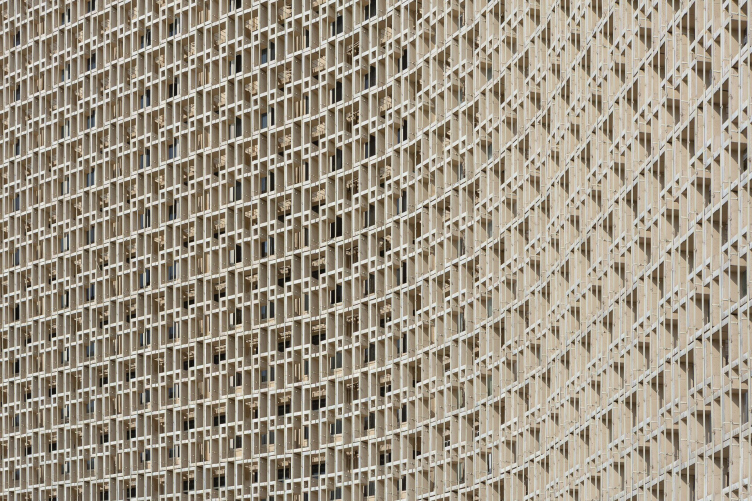 Гостиница «Узбекистан». 1963–1974. Архитекторы: И. Мерпорт (ГАП), Л. Ершова, В. Ращупкин, В. Нарубанский. Инженеры: Л. Горлицкий (ГИП), В. Бурдман, В. Старосельцев. Ташкент, улица Махтумкули, 45
Фотография © Ольга Алексеенко zooming