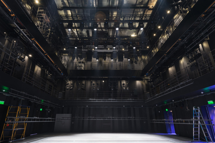 Kamal Theater in Kazan
Copyright: Photograph © Andrey Artis / courtesy of WOWHAUS zooming