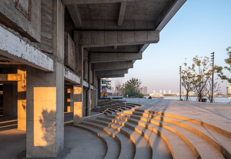 Культурно-развлекательный комплекс GATE M Dream Center
Фотография © Sanqian Visual Image Art zooming