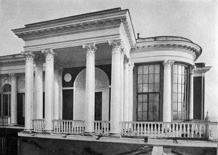 Фотография из книги "Архитектура Москвы эпохи модерна в творческих биографиях зодчих. Доходный дом и особняк князя С.А. Щербатова на Новинском бульваре.  Вид особняка на верхнем этаже. Арх. Александр Таманов.1911-1913.
Предоставлено издательством «Прогресс-Традиция» zooming