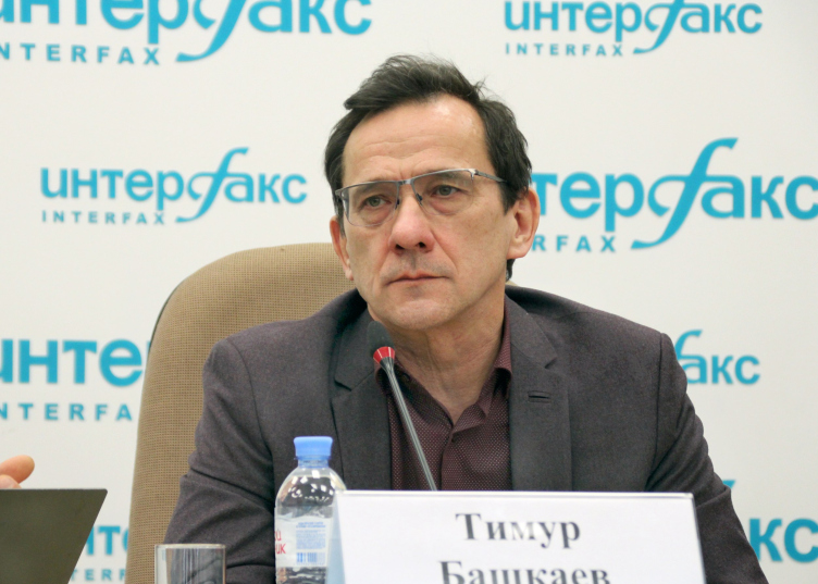 Тимур Башкаев на объявлении победителя конкурса ТПУ Фили, 04.2025
Фотография © Юлия Тарабарина, Архи.ру zooming