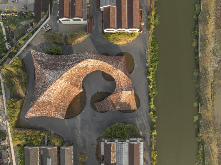 Музей глины UCCA
Фотография © Fangfang Tian / предоставлена Kengo Kuma & Associates zooming
