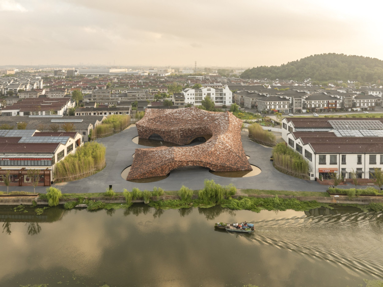 Музей глины UCCA
Фотография © Fangfang Tian / предоставлена Kengo Kuma & Associates zooming