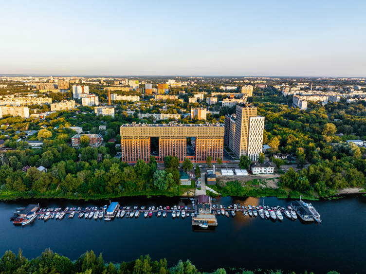 ЖК КМ Ривер Парк
Фотография © Александр Ивасенко / предоставлена Проектная Компания «ГОРПРО» zooming