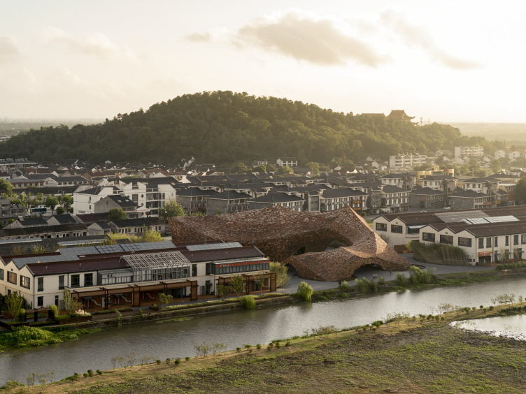 Музей глины UCCA
Фотография © Eiichi Kano / предоставлена Kengo Kuma & Associates zooming