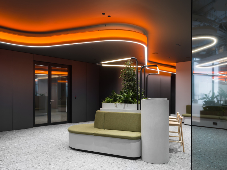 Natsproektstroy headquarters
Copyright: Photograph © Dmitry Chebanenko / provided by IND zooming