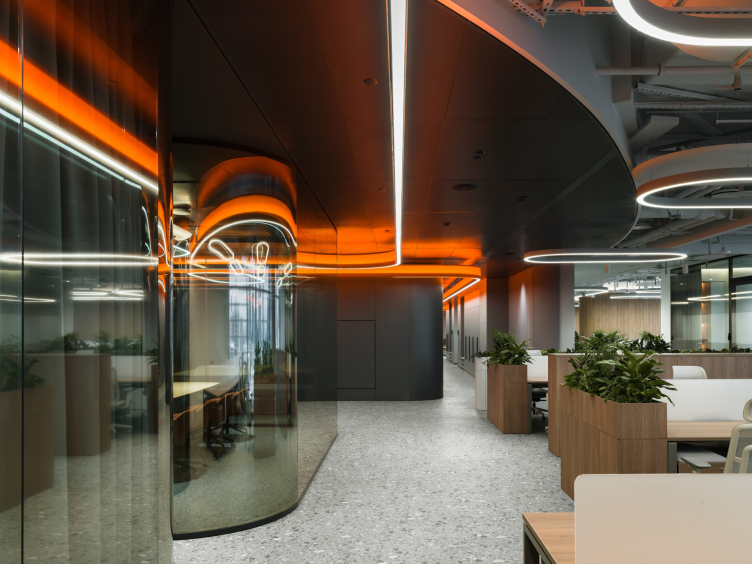 Natsproektstroy headquarters
Copyright: Photograph © Dmitry Chebanenko / provided by IND zooming