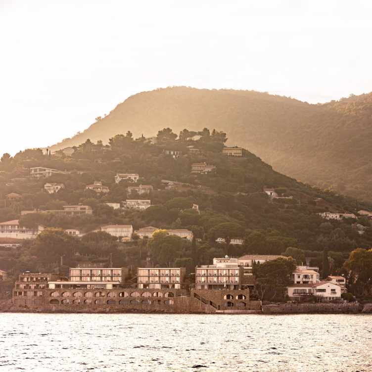 Отель Les Roches
Фото © Nicolas Anetson zooming
