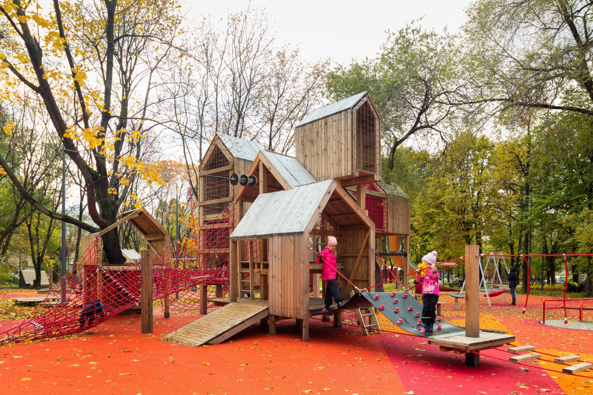 Детские площадки - детям, малые архитектурные формы - взрослым!