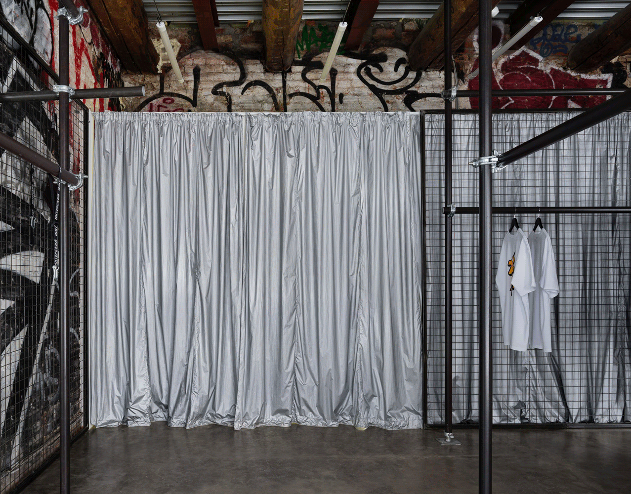 ������� ������ ���������� ��� � �����-����������