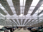 Во Франции владельцев открытых парковок обязали установить навесы из солнечных батарей