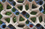 Керамический фасад c домиками для животных и растений от Buro Happold и COOKFOX Architects