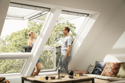 Мансардные окна VELUX PREMIUM: новый уровень дизайна и комфорта