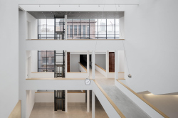 В серьезном масштабе В серьезном масштабе