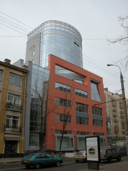 Administrative building with control unit, B.Gruzinskaya street