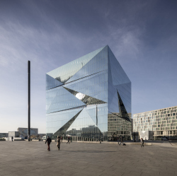 Офисное здание cube berlin