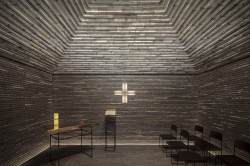 Кирпич и свет Кирпич и свет