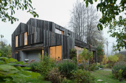 Barn house\����