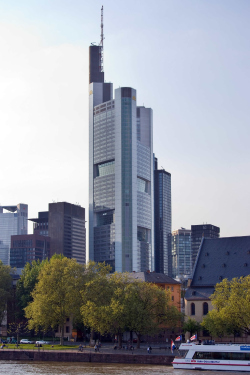 Башня Commerzbank Tower