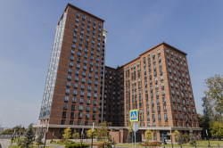 КМ Tower Plaza