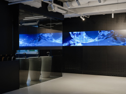 ���-��� ROCA GROUP SPACE