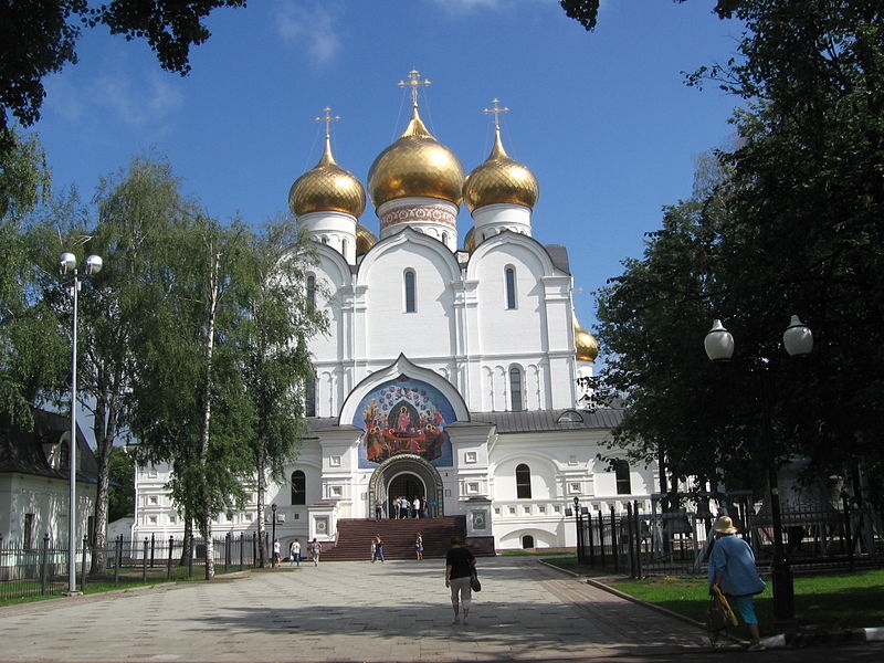 Успенский собор ярославль фото внутри