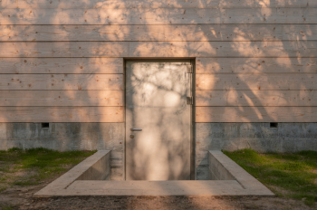 The Obelisk House Copyright: Photograph © Daniel Annenkov / provided by KATARSIS Architects