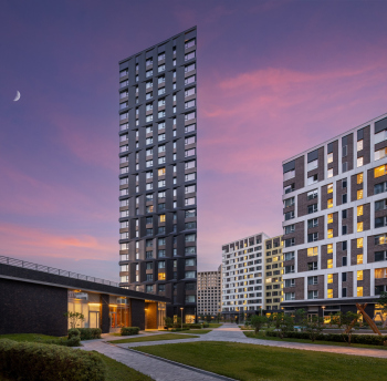 Phase 4 of ALIA residential area. Houses completed before 2024 Copyright: Photograph © Vadim Shcherbakov / provided by Asterus