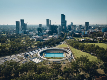 Sport: Parramatta Aquatic Centre, Парраматта, Австралия.
Мастерская: Grimshaw and ABA with McGregor Coxall Photo by © Anson Smart / предоставлено WAF