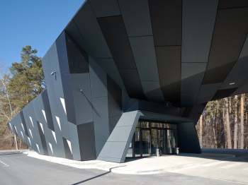 АЗС OilLab by RCC Фотография © Максим Лоскутов / предоставлена CNTR Architects