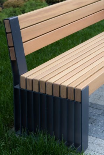 Благоустройство территории ЖК Holms Residence Фотография © Людмила Мордовина / предоставлена ВЕЩЬ!