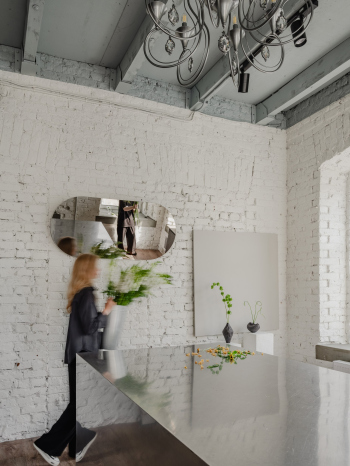 Flower shop UTROM Фотография © Виталий Жданов / предоставлена SUSHKOVADESIGN