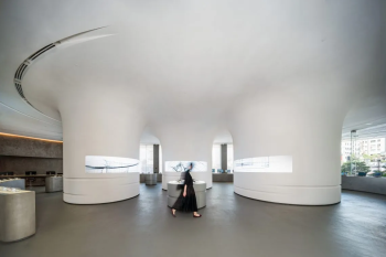 Digikala Flagship Store © Deed Studio